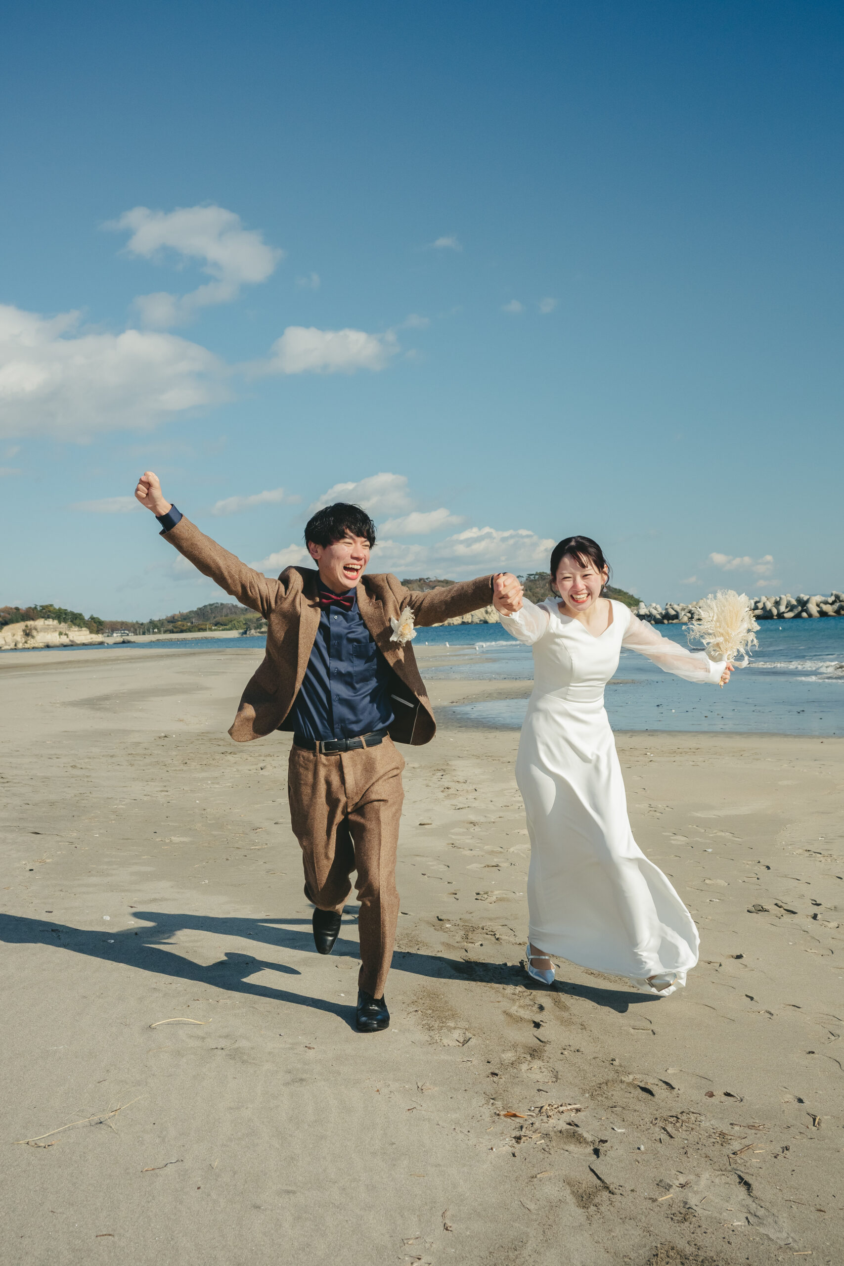 宮城県七ヶ浜町の菖蒲田浜海水浴場で結婚式前撮りのカット