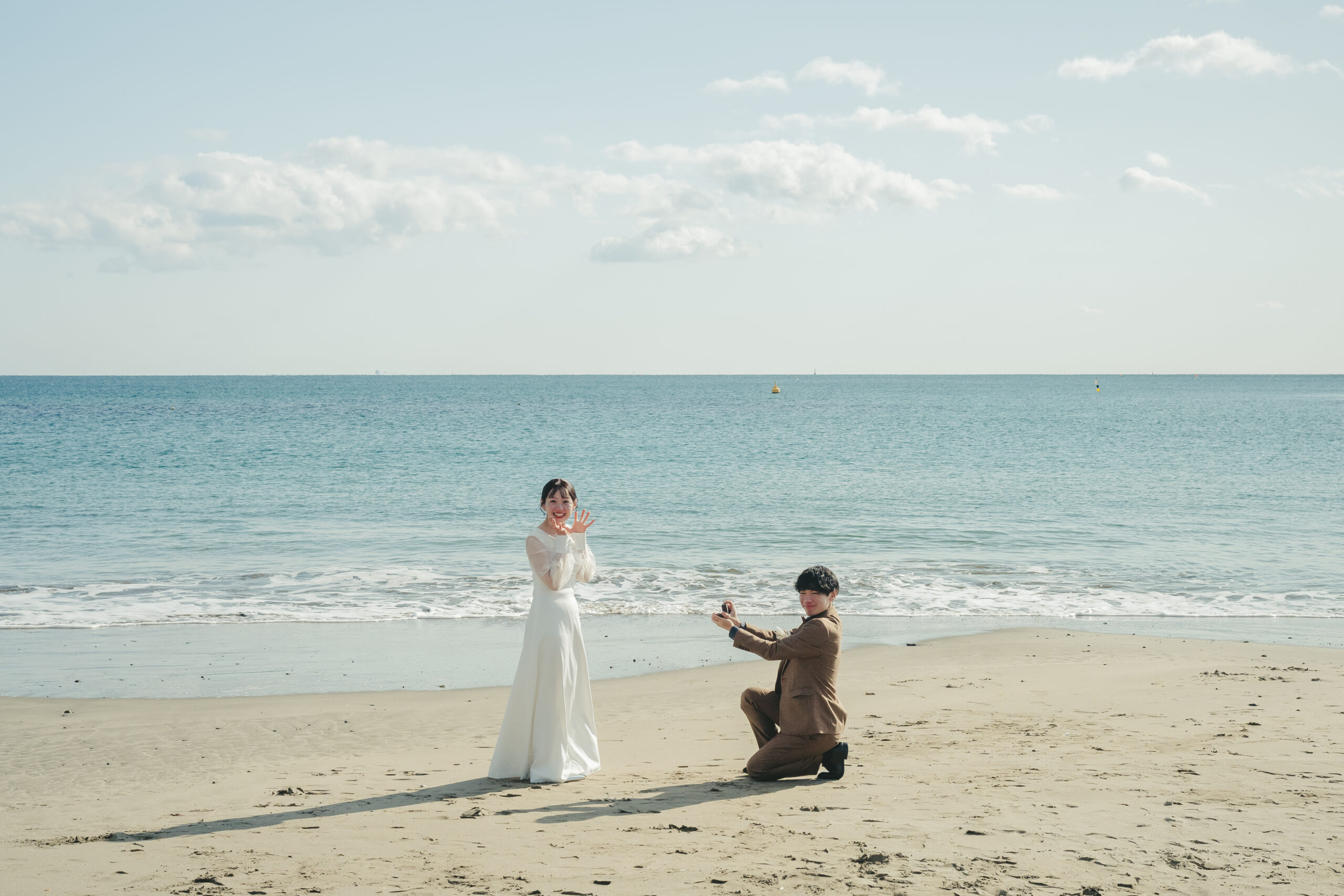 宮城県七ヶ浜町の菖蒲田浜海水浴場で結婚式前撮りのカット